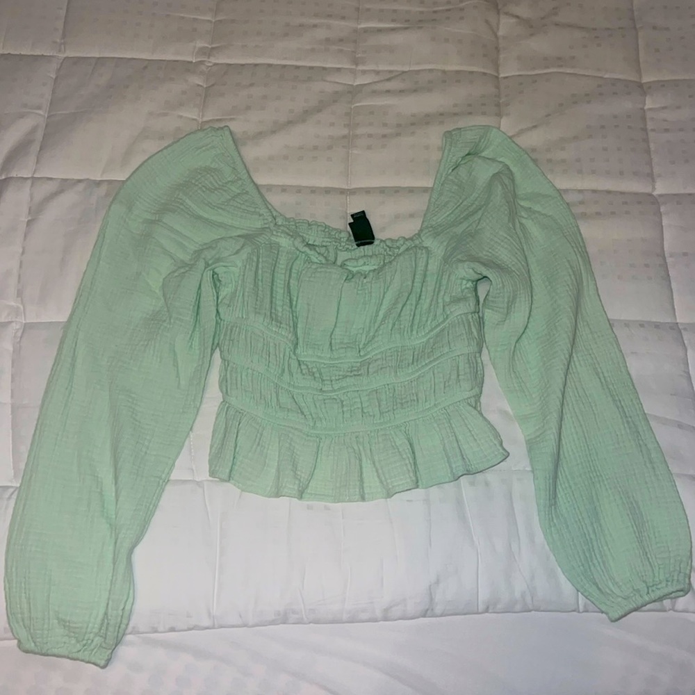 long sleeve crop top
